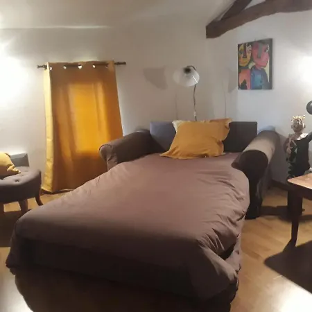 Hébergement de vacances Avec Cheminée Et Extérieur La Neuville-aux-Bois