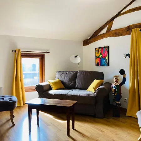 Avec Cheminée Et Extérieur * La Neuville-aux-Bois