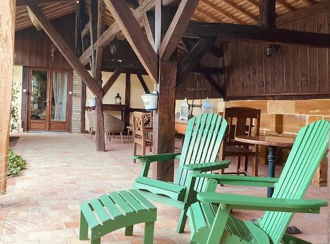 Avec Cheminée Et Extérieur *