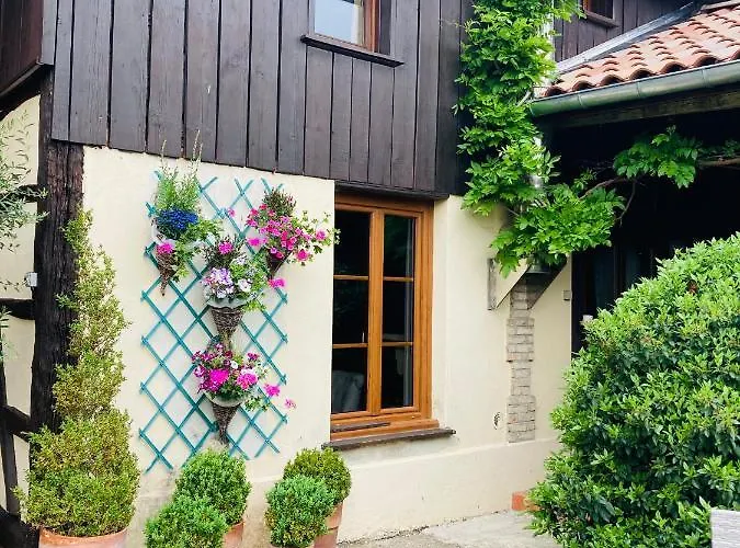 Hébergement de vacances Avec Cheminée Et Extérieur